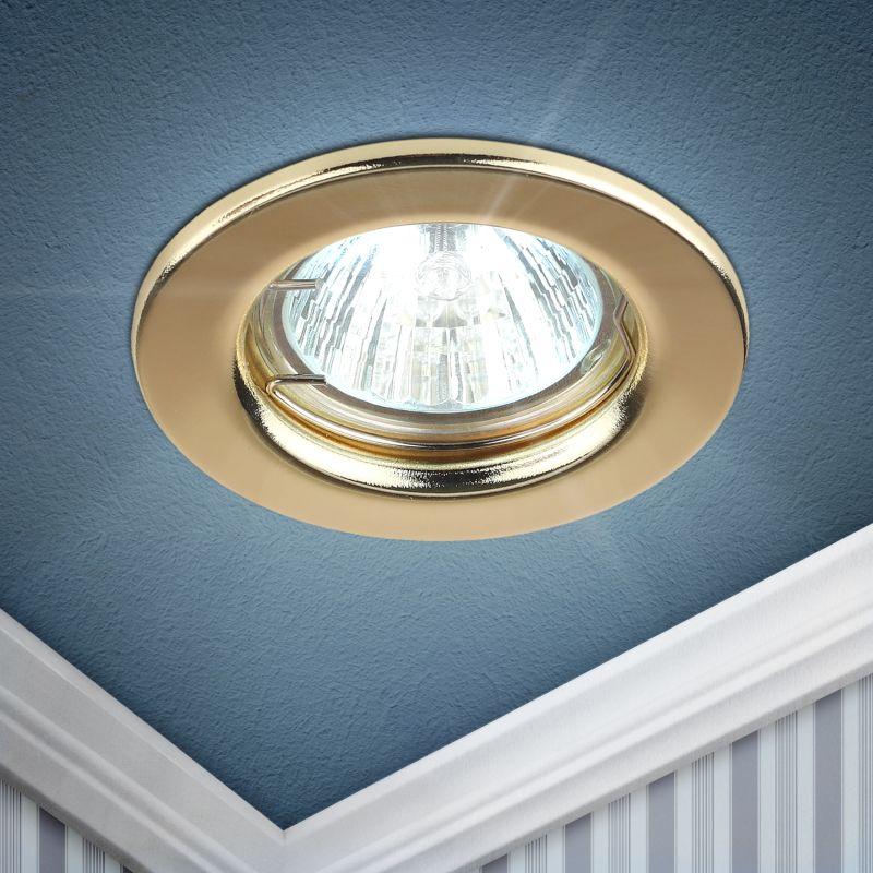 Рекомендуем купить Светильник точечный ST1 GD 50Вт MR16 12В штампован. зол. ЭРА C0043798